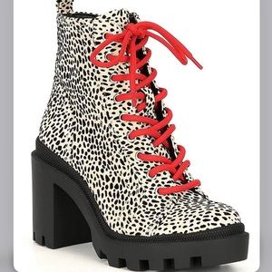 Ryedderr Cheetah Print Heeled Lug Sole Combat Boots Size 6